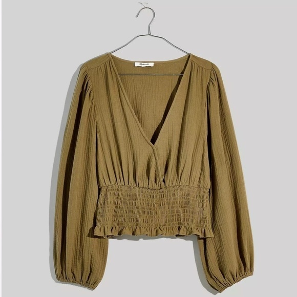 Madewell Tops - Madewell lightspun Julianne top smocked waist distant surplus